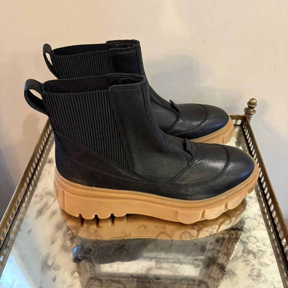 Sorel Chelsea‎ Boots Womens Size 11 Black Waterproof Leather Lug Sole Platform